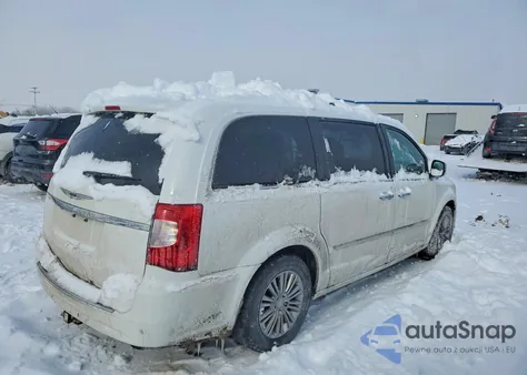 2016 Chrysler Town & Country Touring L z USA, uszkodzony, nr VIN 2C4RC1CG1GR194163